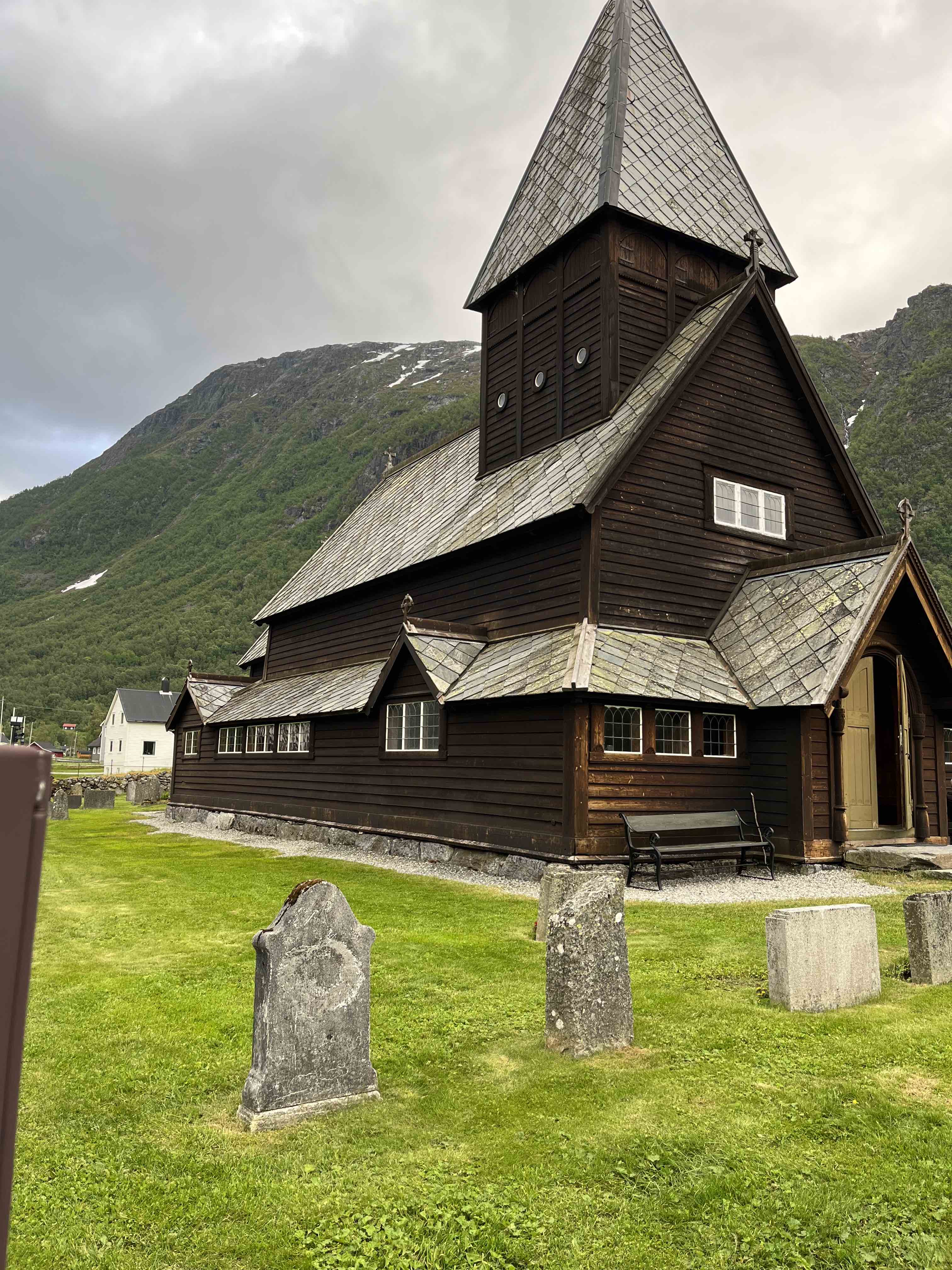 Röldal kyrka